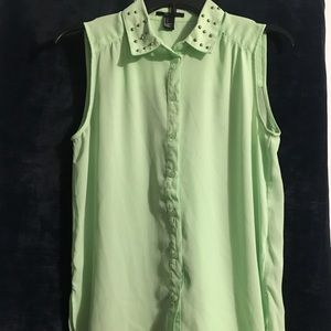 Forever 21 Sleeveless Blouse